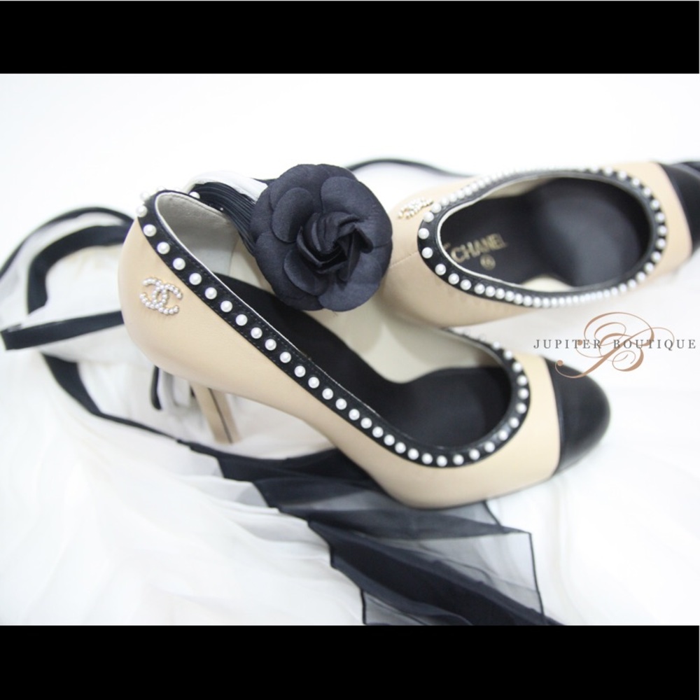 Chanel Pumps , Beautiful High Heels - Brand New
